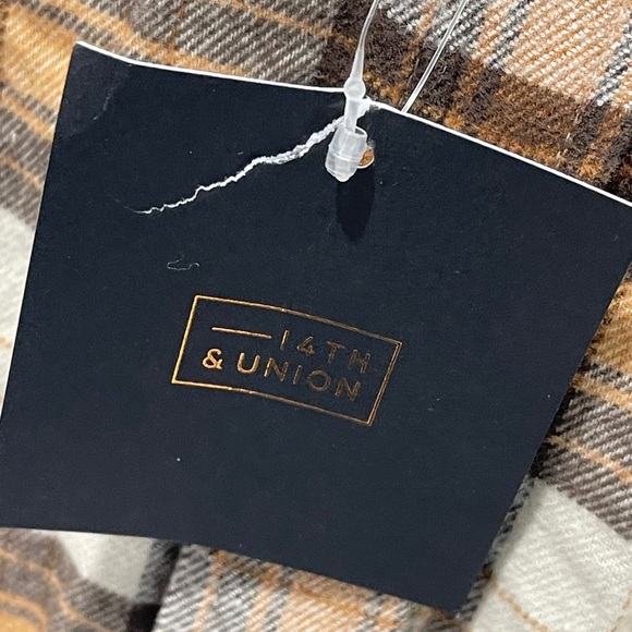 14th & Union Men’s Trim Fit  Plaid Button Front Flannel Long Sleeve Shirt Medium - Picture 6 of 8